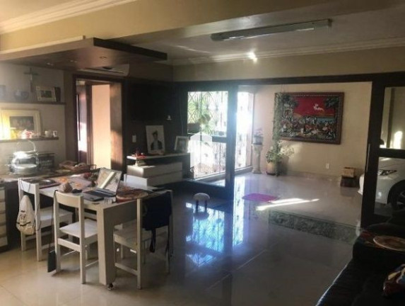 Imagem Casa com 5 Quartos à Venda, 457 m² em Menino Jesus - Santa Maria