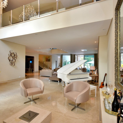 Imagem Casa com 4 Quartos à Venda, 760 m² em Alphaville - Santana De Parnaíba Imagem Casa com 4 Quartos à Venda, 760 m² em Alphaville - Santana De Parnaíba