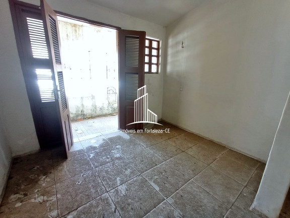 Imagem Casa com 6 Quartos à Venda, 148 m² em Cidade 2000 - Fortaleza Imagem Casa com 6 Quartos à Venda, 148 m² em Cidade 2000 - Fortaleza
