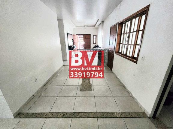 Imagem Casa com 2 Quartos à Venda, 480 m² em Irajá - Rio De Janeiro