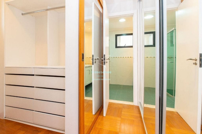 Imagem Apartamento com 3 Quartos à Venda, 205 m² em Itaim Bibi - São Paulo Imagem Apartamento com 3 Quartos à Venda, 205 m² em Itaim Bibi - São Paulo