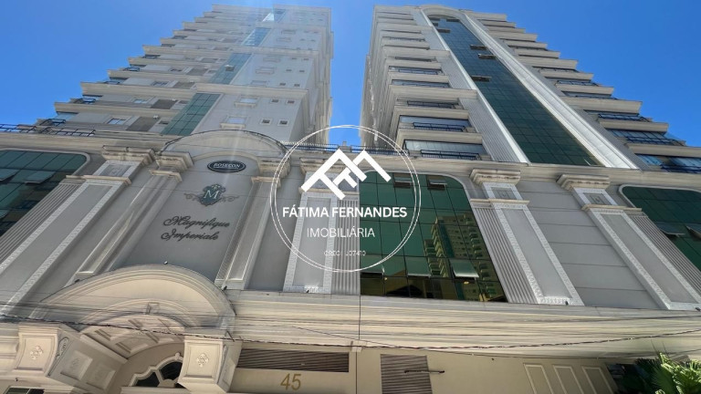 Imagem Apartamento com 4 Quartos à Venda, 175 m² em Meia Praia - Itapema