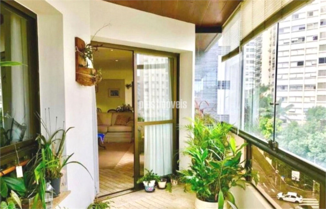 Apartamento com 4 Quartos à Venda, 220 m² em Jardim América - São Paulo