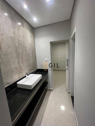 Imagem Sobrado com 3 Quartos à Venda, 239 m² em Parque Residencial Maria Elmira - Caçapava