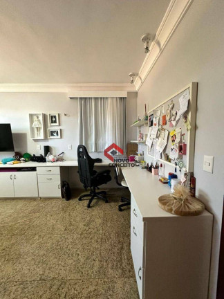 Imagem Casa com 6 Quartos à Venda, 540 m² em Engenheiro Luciano Cavalcante - Fortaleza Imagem Casa com 6 Quartos à Venda, 540 m² em Engenheiro Luciano Cavalcante - Fortaleza