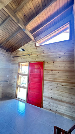 Imagem Imóvel com 2 Quartos à Venda, em Araçatuba - Imbituba Imagem Imóvel com 2 Quartos à Venda, em Araçatuba - Imbituba
