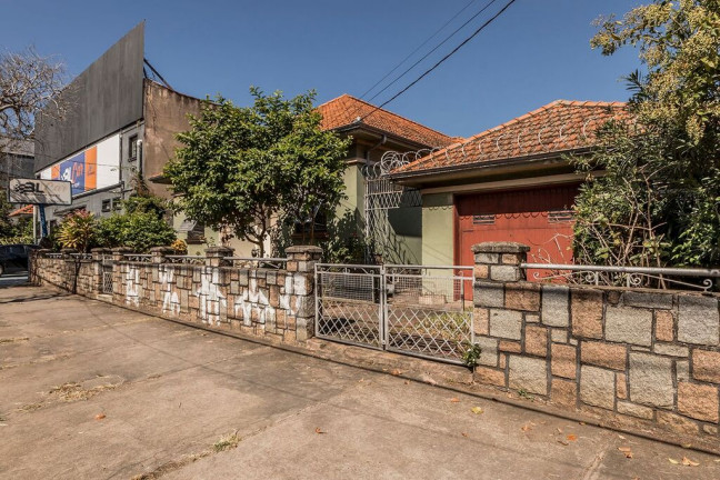 Imagem Casa com 4 Quartos à Venda, 228 m² em São Geraldo - Porto Alegre