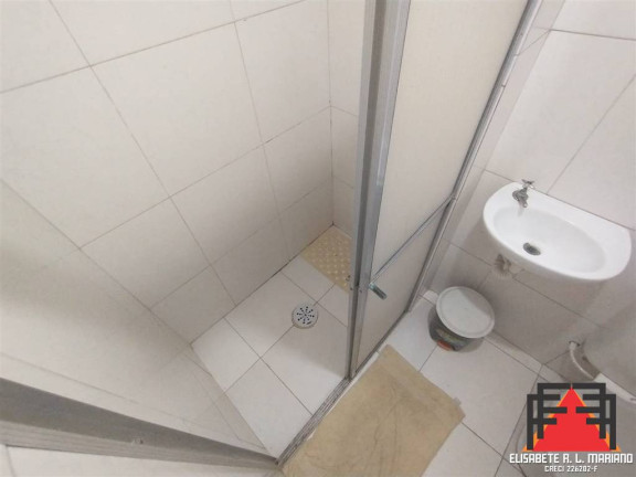 Imagem Casa com 2 Quartos à Venda, 100 m² em Vila Tupi - Praia Grande Imagem Casa com 2 Quartos à Venda, 100 m² em Vila Tupi - Praia Grande
