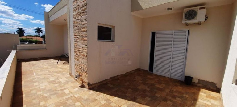 Imagem Sobrado com 3 Quartos à Venda, 199 m² em Centro - Guararapes Imagem Sobrado com 3 Quartos à Venda, 199 m² em Centro - Guararapes