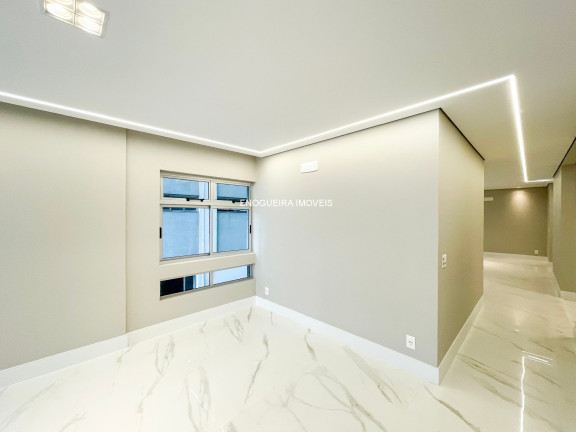 Imagem Apartamento com 3 Quartos à Venda, 218 m² em Jardim Paulista - São Paulo