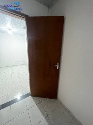 Imagem Casa com 1 Quarto para Alugar, 29 m² em Guaraituba - Colombo Imagem Casa com 1 Quarto para Alugar, 29 m² em Guaraituba - Colombo
