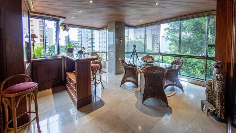 Imagem Apartamento com 3 Quartos à Venda, 270 m² em Bela Vista - Porto Alegre