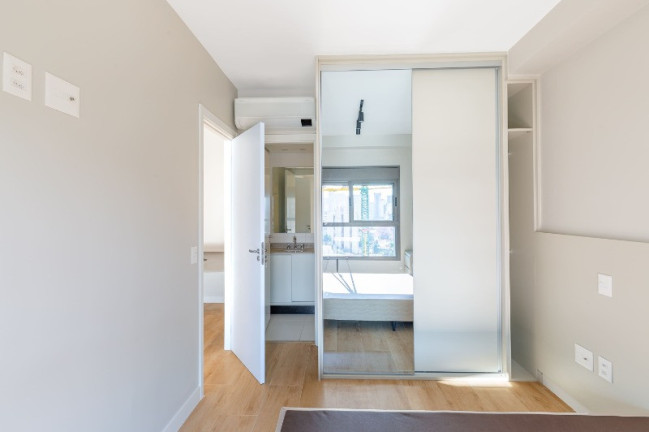 Imagem Imóvel com 1 Quarto para Alugar, 50 m² em Jardim Das Acácias - São Paulo Imagem Imóvel com 1 Quarto para Alugar, 50 m² em Jardim Das Acácias - São Paulo