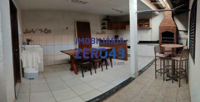 Imagem Casa com 3 Quartos à Venda, 148 m² em Conjunto Habitacional Milton Gavetti - Londrina Imagem Casa com 3 Quartos à Venda, 148 m² em Conjunto Habitacional Milton Gavetti - Londrina