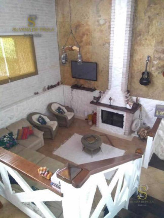 Imagem Chácara com 3 Quartos à Venda, 289 m² em Canedos - Piracaia Imagem Chácara com 3 Quartos à Venda, 289 m² em Canedos - Piracaia
