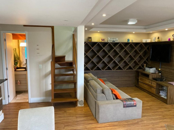Imagem Sobrado com 3 Quartos à Venda, 117 m² em Alto Petrópolis - Porto Alegre