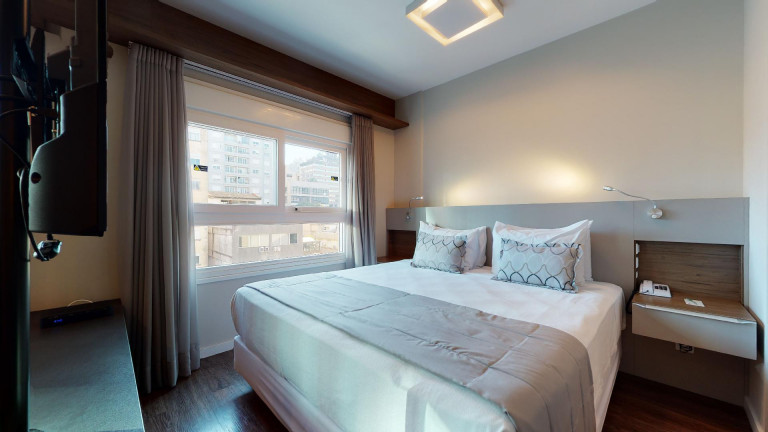 Imagem Apartamento com 1 Quarto à Venda, 44 m² em Moinhos De Vento - Porto Alegre Imagem Apartamento com 1 Quarto à Venda, 44 m² em Moinhos De Vento - Porto Alegre
