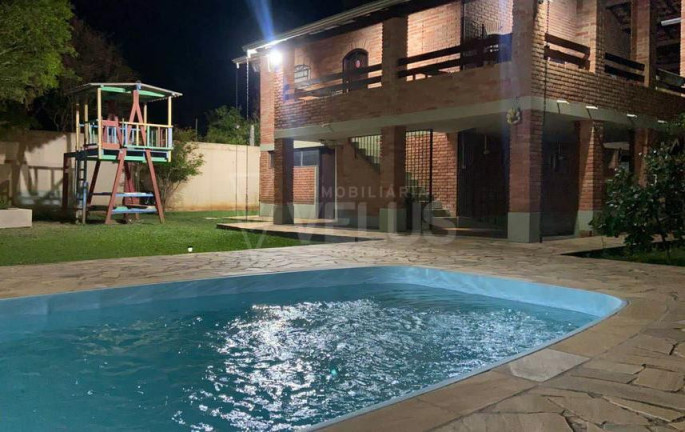 Imóvel com 4 Quartos à Venda, 300 m² em Vila Dos Pescadores - Itapetininga