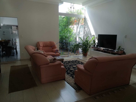 Imagem Casa com 3 Quartos à Venda, 355 m² em Vila Pinheiro - Pirassununga