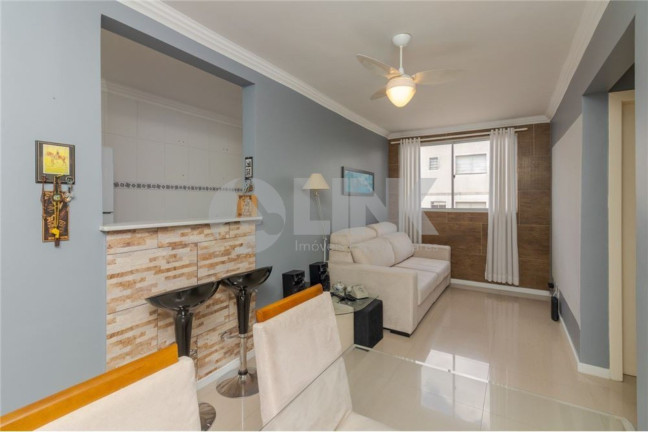 Apartamento com 2 Quartos à Venda, 48 m² em Jardim Itu - Porto Alegre