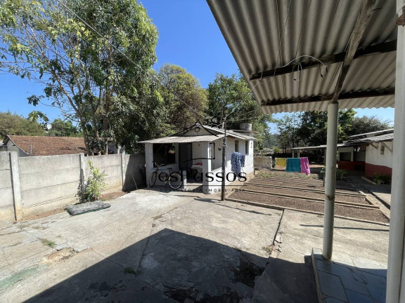 Imagem Casa com 3 Quartos à Venda, 910 m² em Centro - Florestal