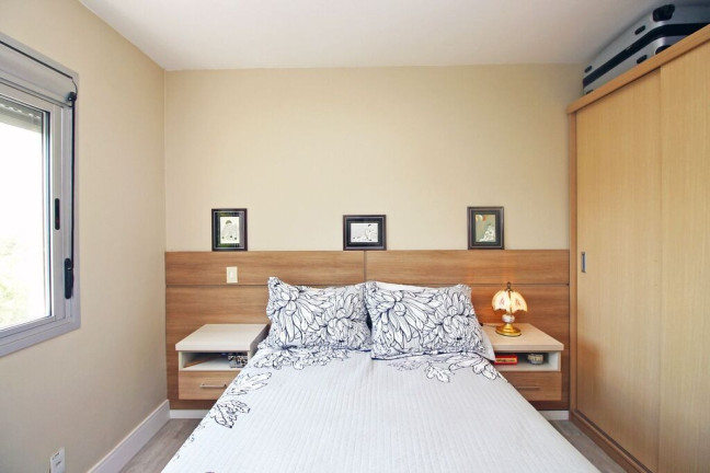 Imagem Apartamento com 2 Quartos à Venda, 67 m² em Jardim Do Salso - Porto Alegre