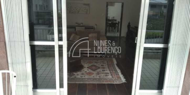 Imagem Casa com 4 Quartos à Venda, 200 m² em Boqueirão - Santos Imagem Casa com 4 Quartos à Venda, 200 m² em Boqueirão - Santos