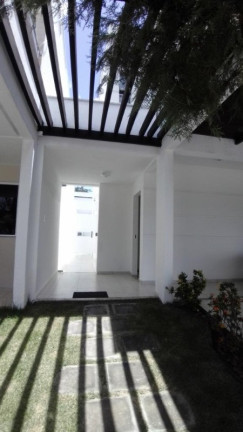 Imagem Casa com 3 Quartos para Alugar, 200 m² em Sim - Feira De Santana