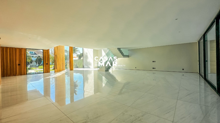 Imagem Casa com 5 Quartos à Venda, 1.200 m² em Barra Da Tijuca - Rio De Janeiro Imagem Casa com 5 Quartos à Venda, 1.200 m² em Barra Da Tijuca - Rio De Janeiro
