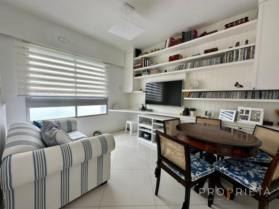 Imagem Apartamento com 3 Quartos à Venda, 125 m² em Lagoa - Rio De Janeiro Imagem Apartamento com 3 Quartos à Venda, 125 m² em Lagoa - Rio De Janeiro