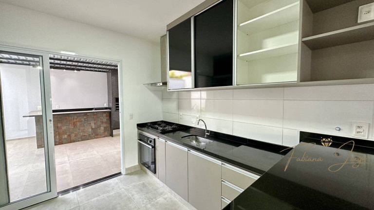 Imagem Casa com 3 Quartos à Venda, 107 m² em Roncáglia - Valinhos Imagem Casa com 3 Quartos à Venda, 107 m² em Roncáglia - Valinhos