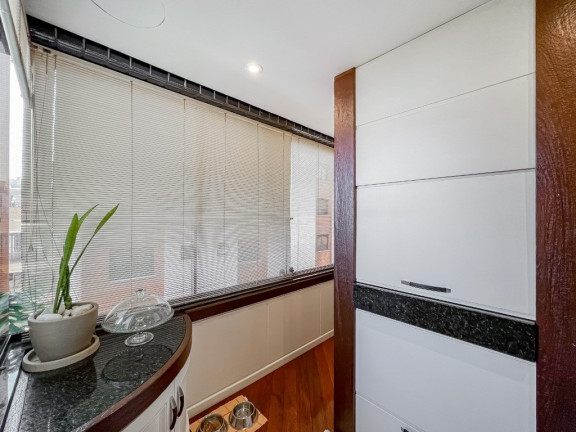 Imagem Apartamento com 3 Quartos à Venda, 121 m² em Bela Vista - Porto Alegre