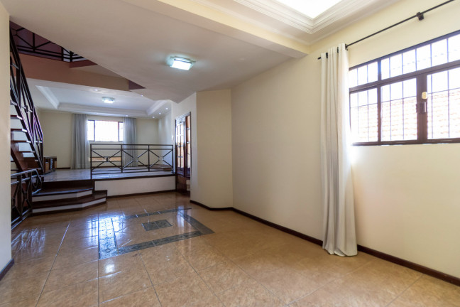 Imagem Casa com 3 Quartos à Venda, 330 m² em Mirandópolis - São Paulo Imagem Casa com 3 Quartos à Venda, 330 m² em Mirandópolis - São Paulo