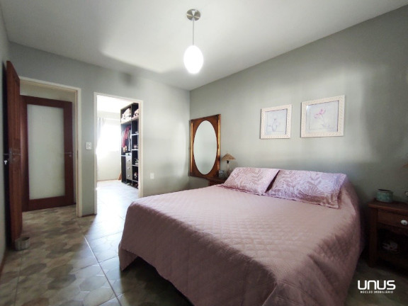 Imagem Casa com 3 Quartos à Venda, 340 m² em Jardim Atlântico - Florianópolis Imagem Casa com 3 Quartos à Venda, 340 m² em Jardim Atlântico - Florianópolis