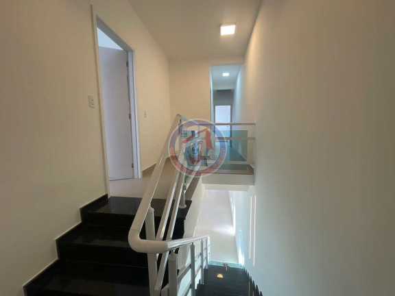 Imagem Casa com 3 Quartos à Venda, 130 m² em Flórida - Praia Grande Imagem Casa com 3 Quartos à Venda, 130 m² em Flórida - Praia Grande