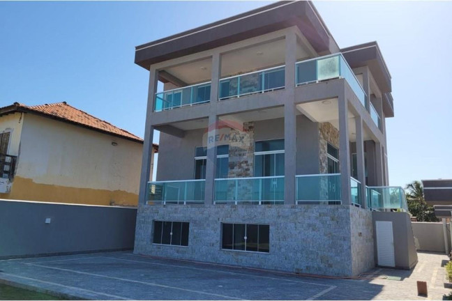 Imagem Casa com 3 Quartos à Venda, 297 m² em Ponta Negra - Maricá Imagem Casa com 3 Quartos à Venda, 297 m² em Ponta Negra - Maricá