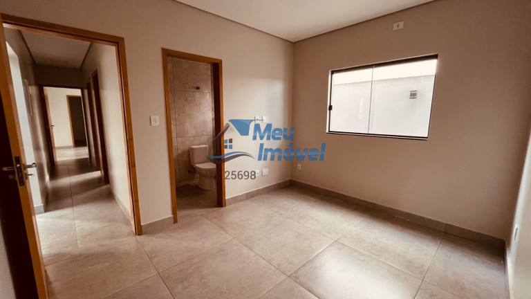 Imagem Casa com 3 Quartos à Venda, 204 m² em Residencial Villa Suiça - Cidade Ocidental Imagem Casa com 3 Quartos à Venda, 204 m² em Residencial Villa Suiça - Cidade Ocidental