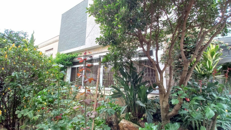 Casa com 6 Quartos à Venda, 344 m² em Planalto Paulista - São Paulo