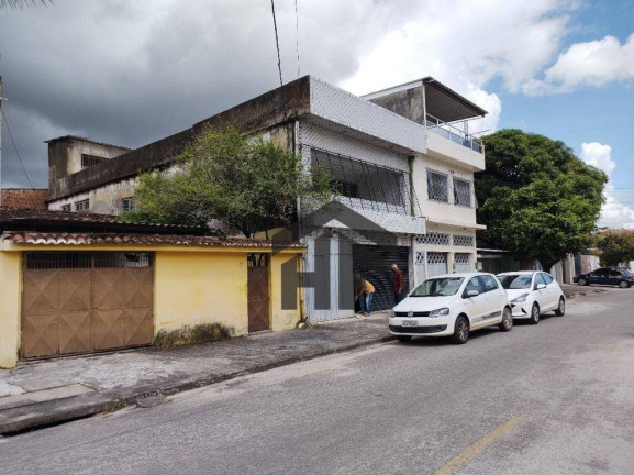 Casa com 3 Quartos à Venda, 266 m² em Engenho Do Meio - Recife