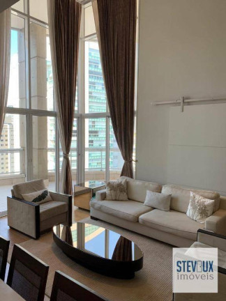 Apartamento com 2 Quartos para Alugar, 157 m² em Vila Nova Conceição - São Paulo
