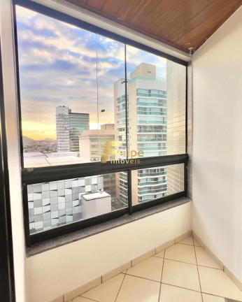 Imagem Imóvel com 4 Quartos à Venda, 180 m² em Jardim Da Penha - Vitória Imagem Imóvel com 4 Quartos à Venda, 180 m² em Jardim Da Penha - Vitória