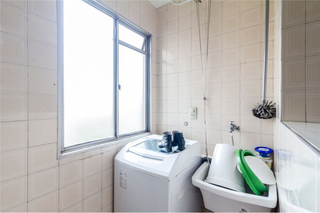 Imagem Imóvel com 2 Quartos à Venda,  em Vila Moraes - São Paulo