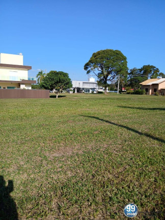 Imagem Terreno à Venda, 450 m² em Ninho Verde Ii - Pardinho Imagem Terreno à Venda, 450 m² em Ninho Verde Ii - Pardinho