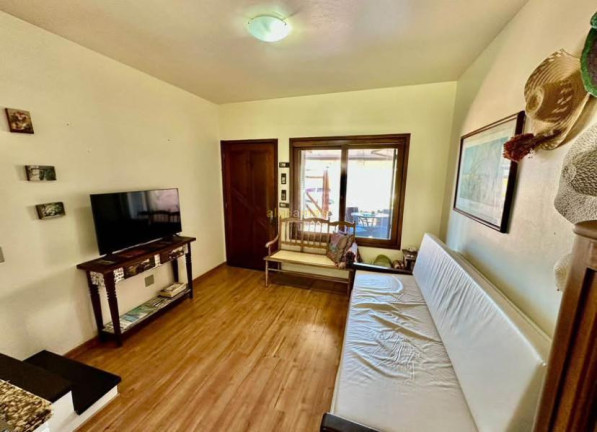 Imagem Imóvel com 2 Quartos à Venda, 80 m² em Centro - Xangri-lá