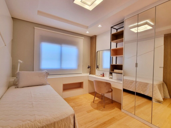 Imagem Apartamento com 3 Quartos à Venda, 167 m² em Três Figueiras - Porto Alegre