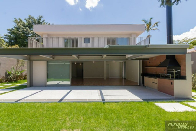 Casa com 4 Quartos à Venda ou Locação, 371 m² em Alto De Pinheiros - São Paulo