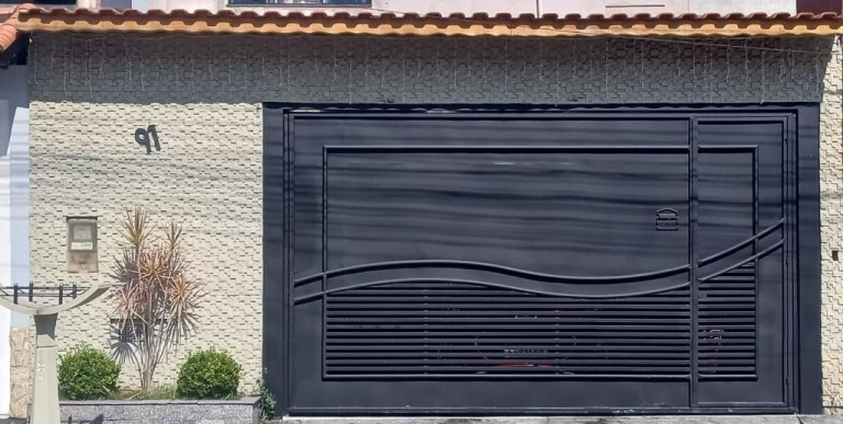 Imagem Sobrado com 3 Quartos à Venda, 190 m² em Jardim Quaresmeira - Suzano Imagem Sobrado com 3 Quartos à Venda, 190 m² em Jardim Quaresmeira - Suzano