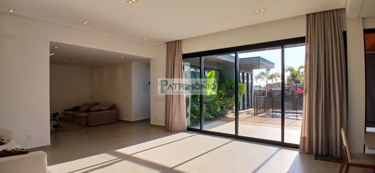 Casa com 3 Quartos à Venda, 244 m² em Tamboré Jaguariúna - Jaguariúna