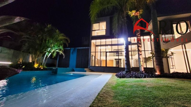 Imagem Casa com 5 Quartos à Venda, 1.485 m² em Barra Da Tijuca - Rio De Janeiro Imagem Casa com 5 Quartos à Venda, 1.485 m² em Barra Da Tijuca - Rio De Janeiro