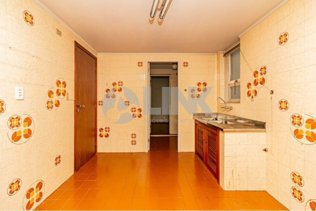 Imagem Apartamento com 3 Quartos à Venda, 76 m² em Mont Serrat - Porto Alegre